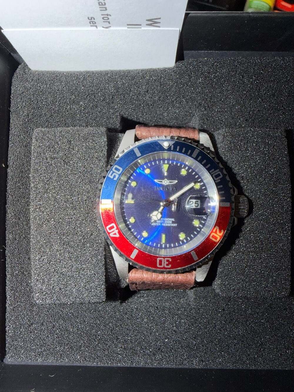 Invicta Pro Diver Pepsi Watch 40mm Blue Red Leather Strap